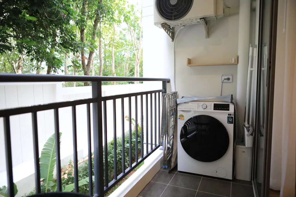 Просторная однушка у моря с бассейном и Wi-Fi 500 мбит/с