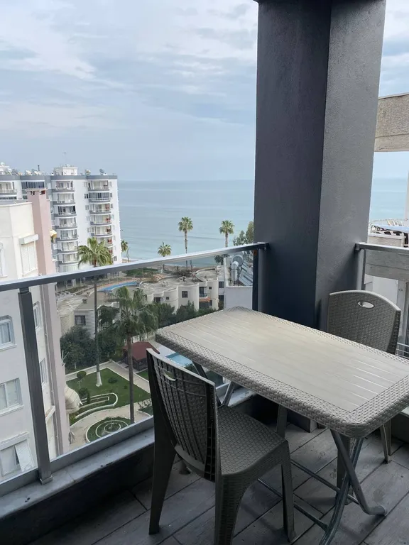 Квартира Люкс-евродвушка с видом на море — аренда посуточно в Мерсин