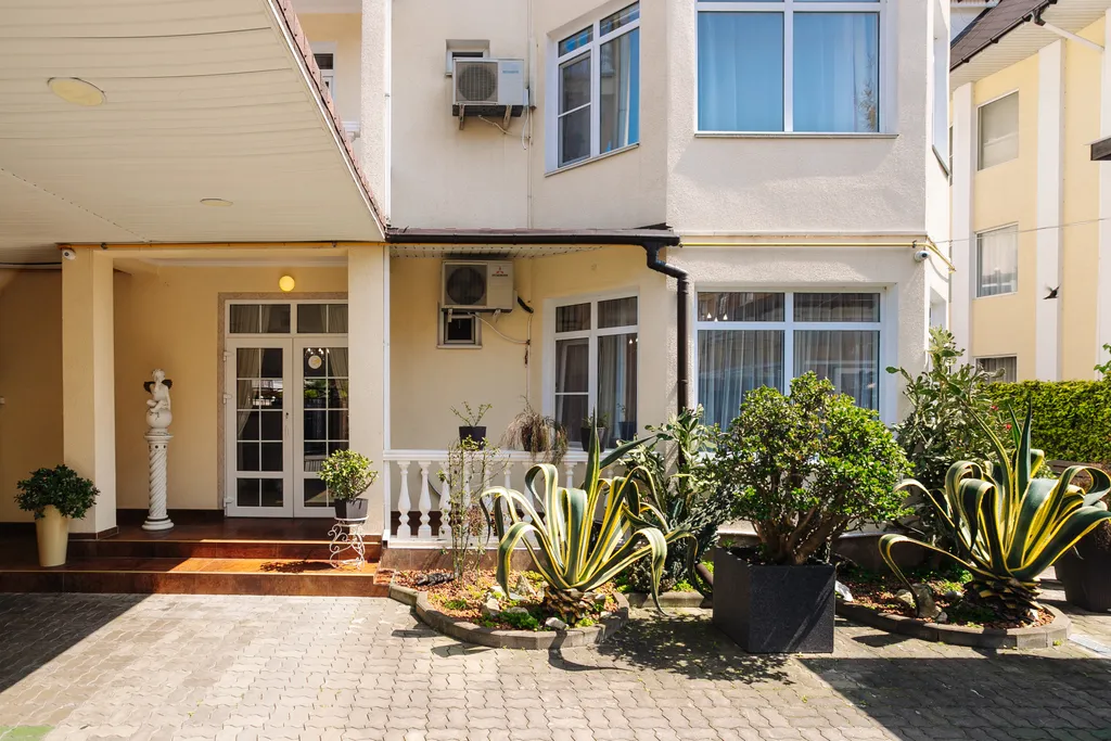 Квартира Апартаменты с отдельной спальней до 6 гостей с отдельным входом — Сириус