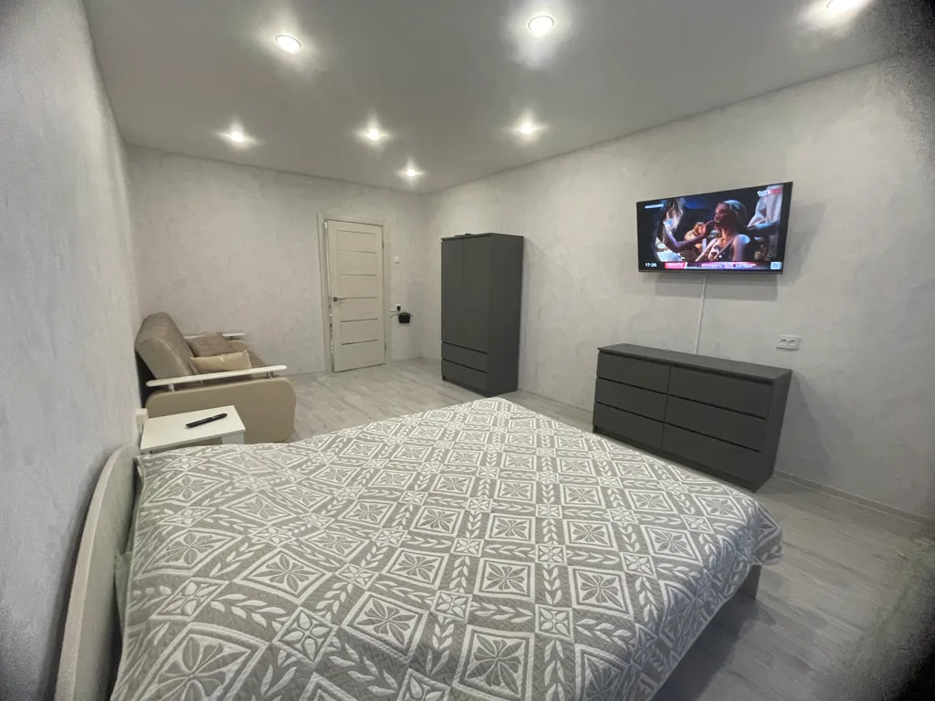 Уютная квартира — аренда посуточно в Удомля