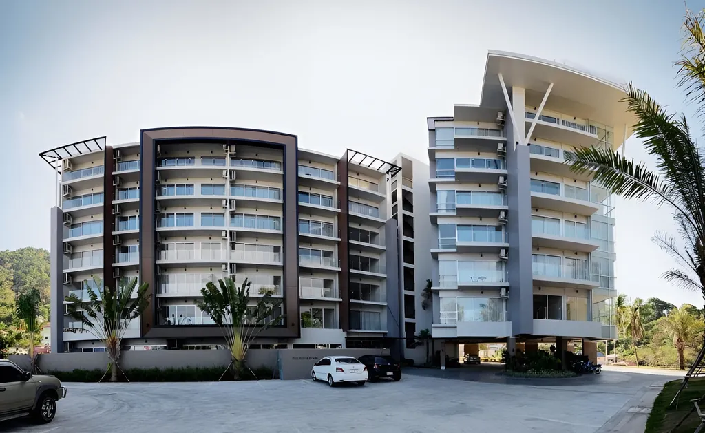 Стильная студия на последнем этаже с потрясающим видом на горы