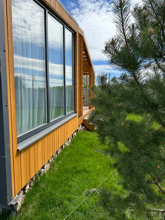 Коттедж Дом с террасой на берегу реки — Логиново