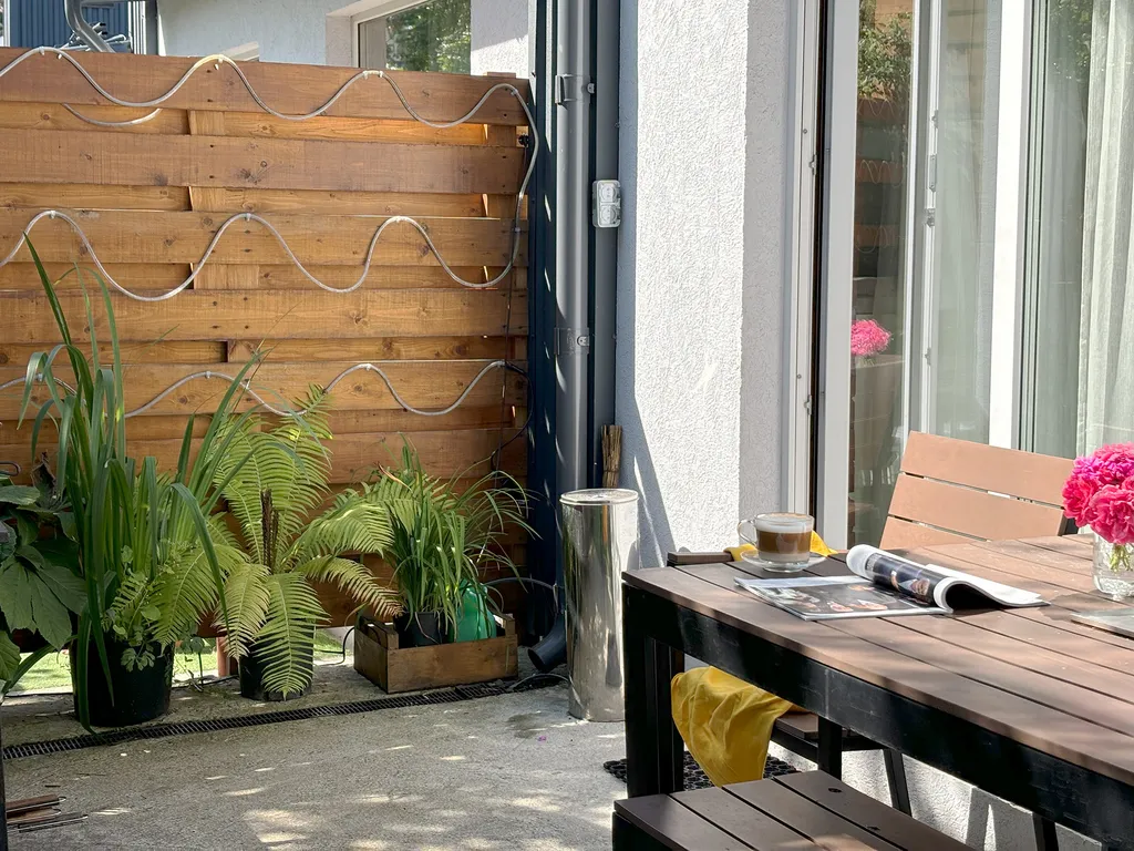 Уютный таунхаус с видом на сад