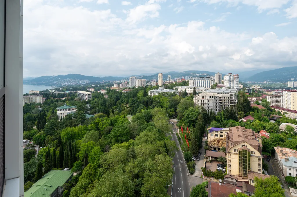 Просторная квартира Real Apartments