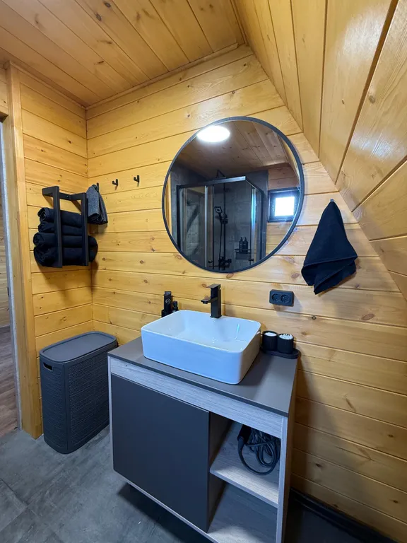 Уютный домик за городом с баней и горячим чаном