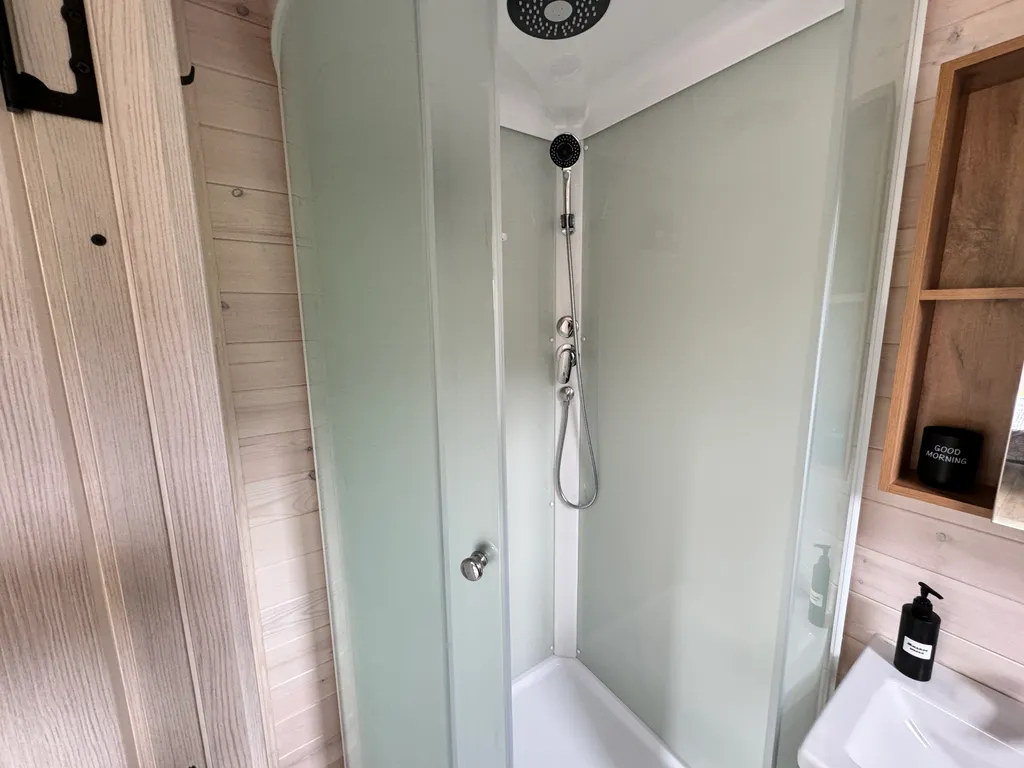 Домик с видом на горы