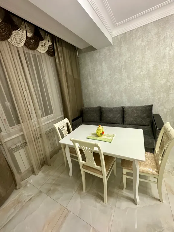 Светлая и уютная квартира с новым ремонтом в центре города