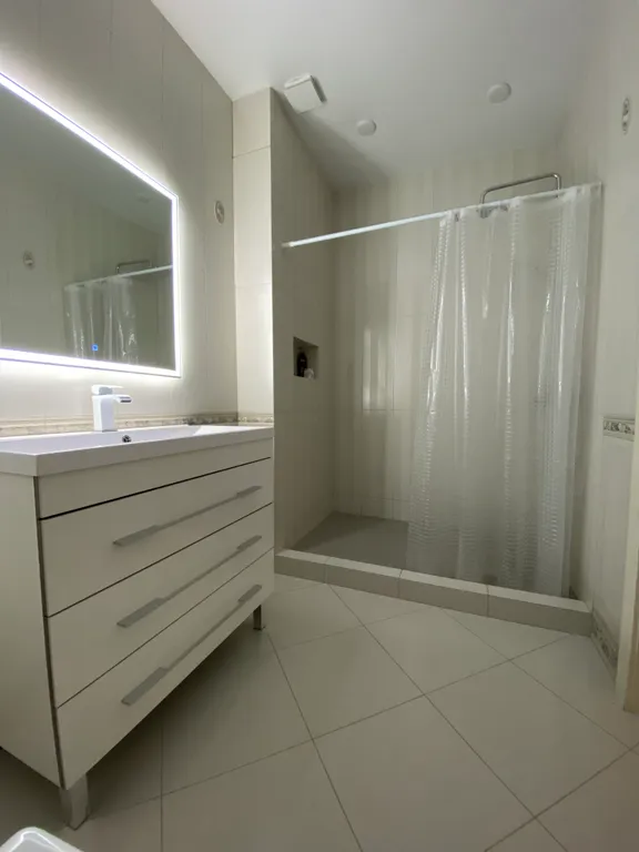 Красивая квартира у моря