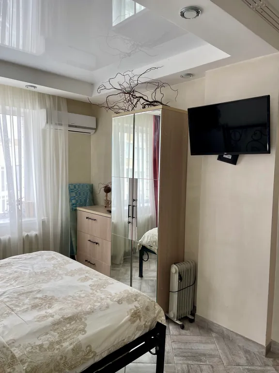 Большая однокомнатная квартира в центре города