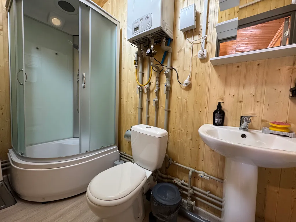 Дом с видом на лес, горы