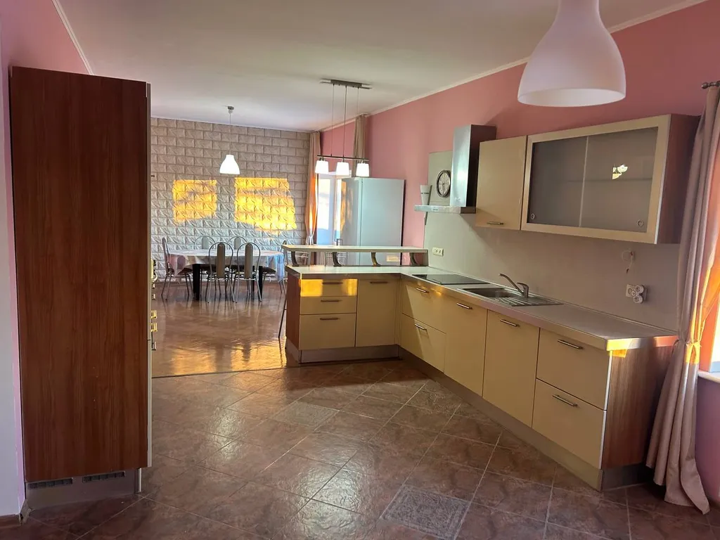 Коттедж Дом с каминным залом — аренда посуточно в Боровляны