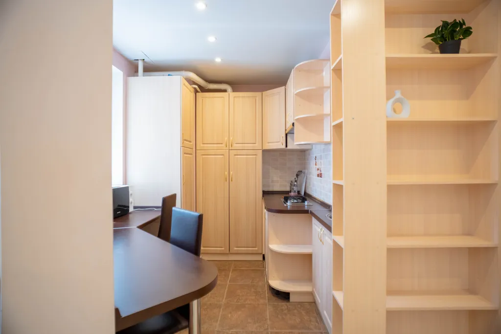 Студия со светлым ремонтом в новом доме