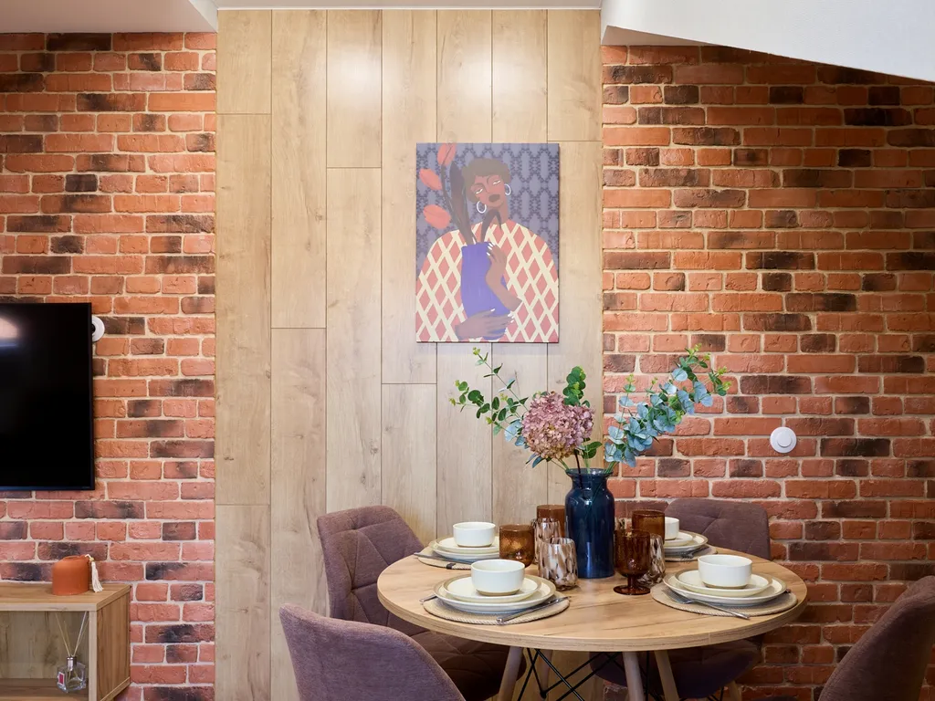 Яркая студия в самом центре