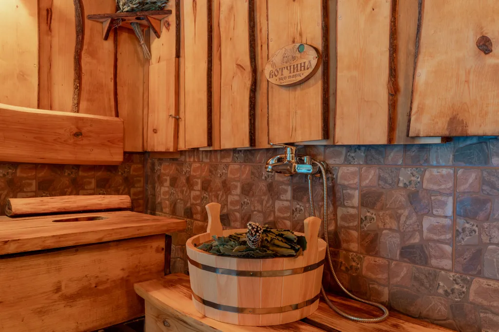 Загородный коттедж с баней и подогреваемым бассейном