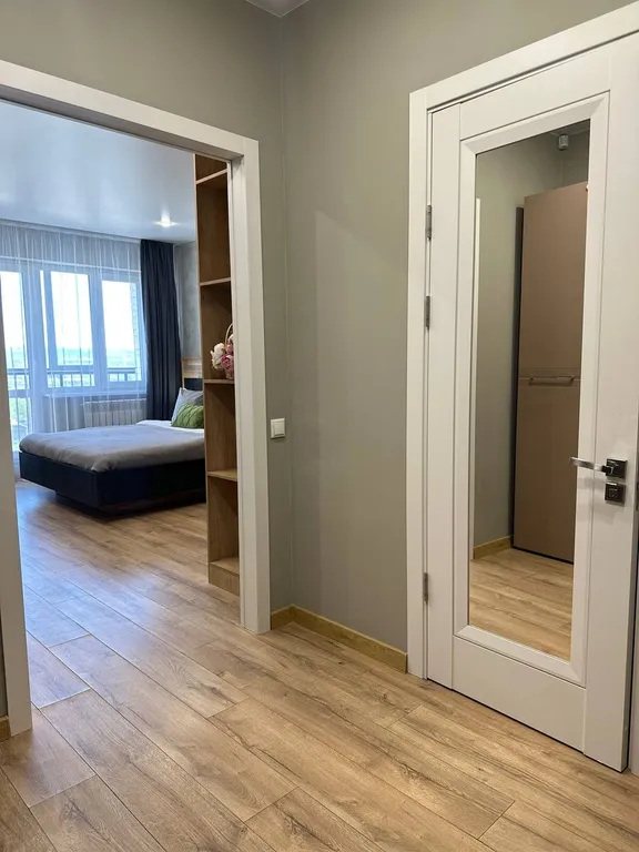 Современная студия с уютным интерьером в центре