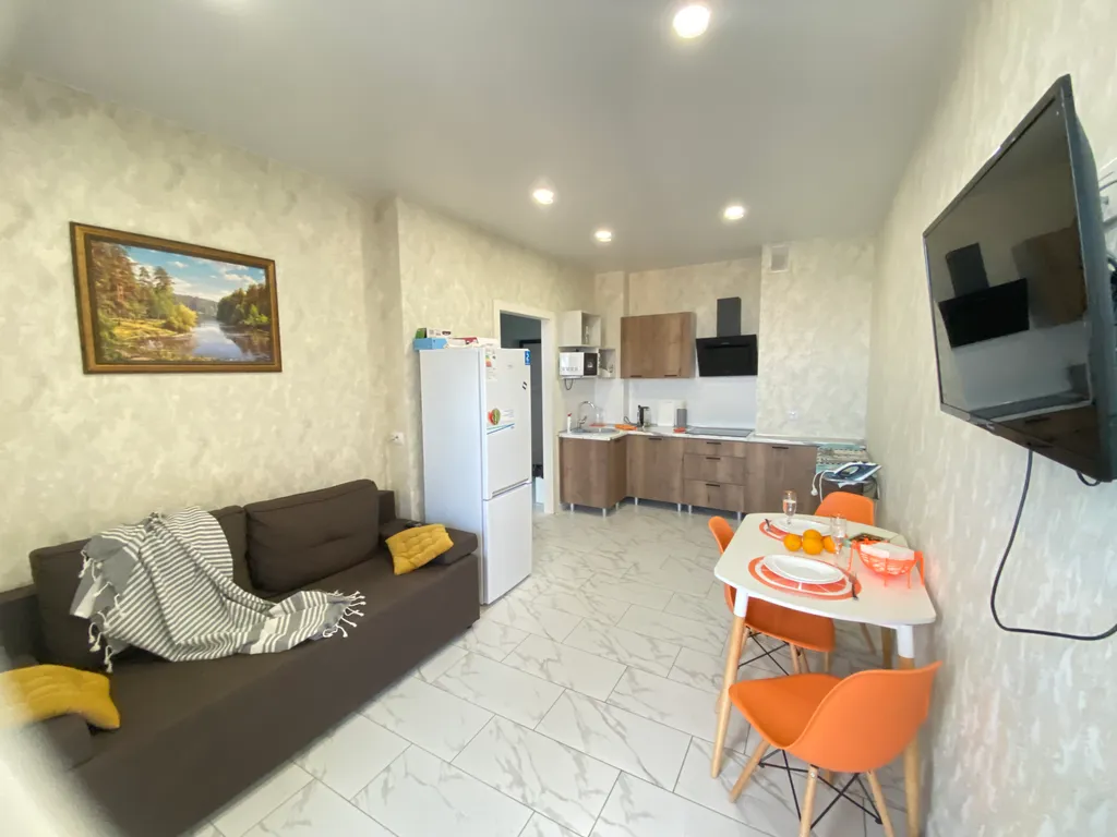 Современная 1-комнатная квартира, центр