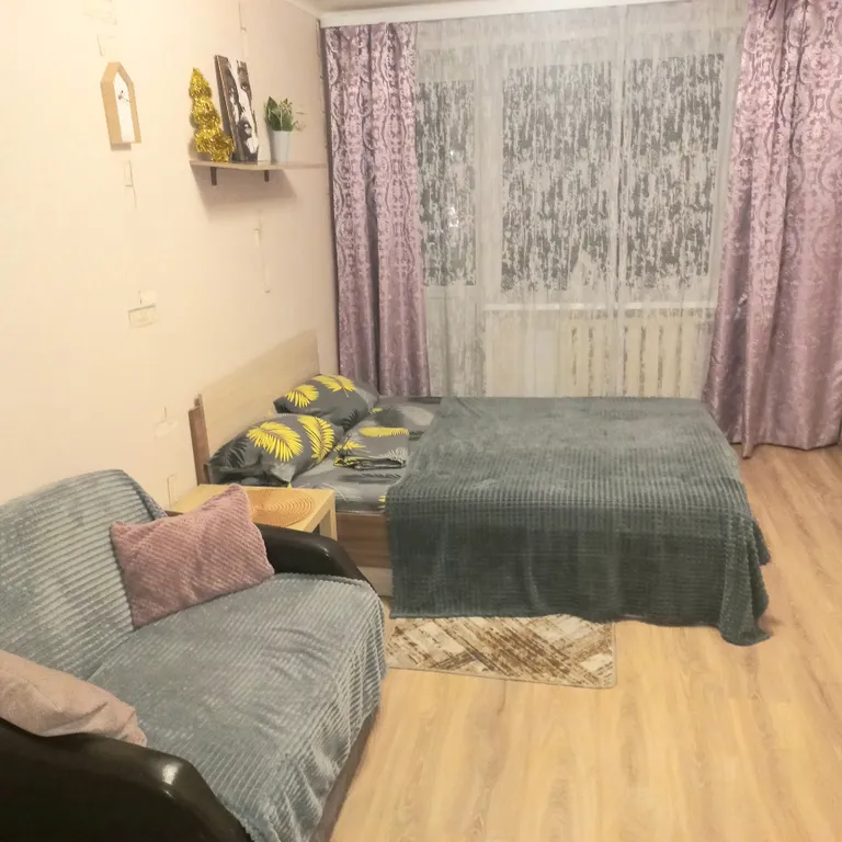 Двухкомнатная квартира в центре города — аренда посуточно в Ижевск