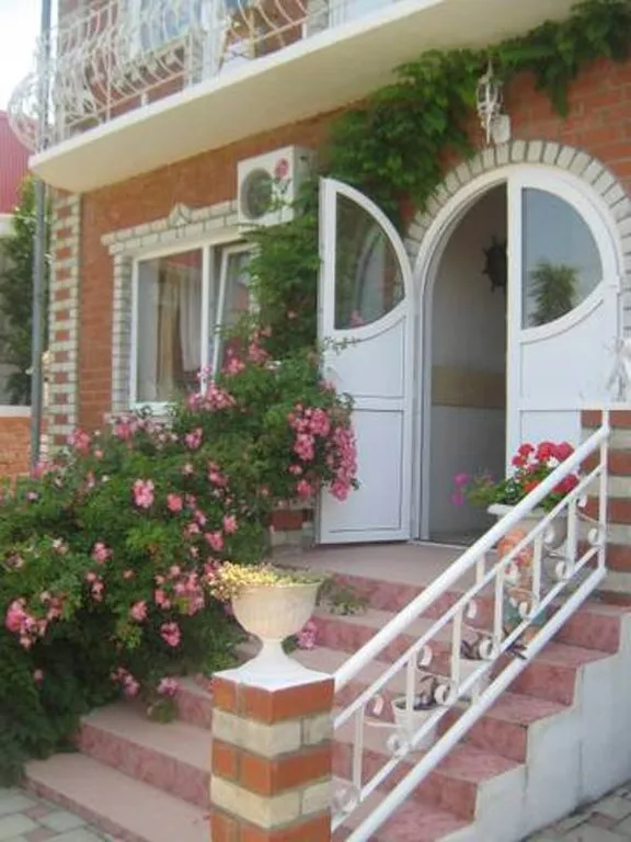 Этаж со своим входом для большой компании(до 10 человек)