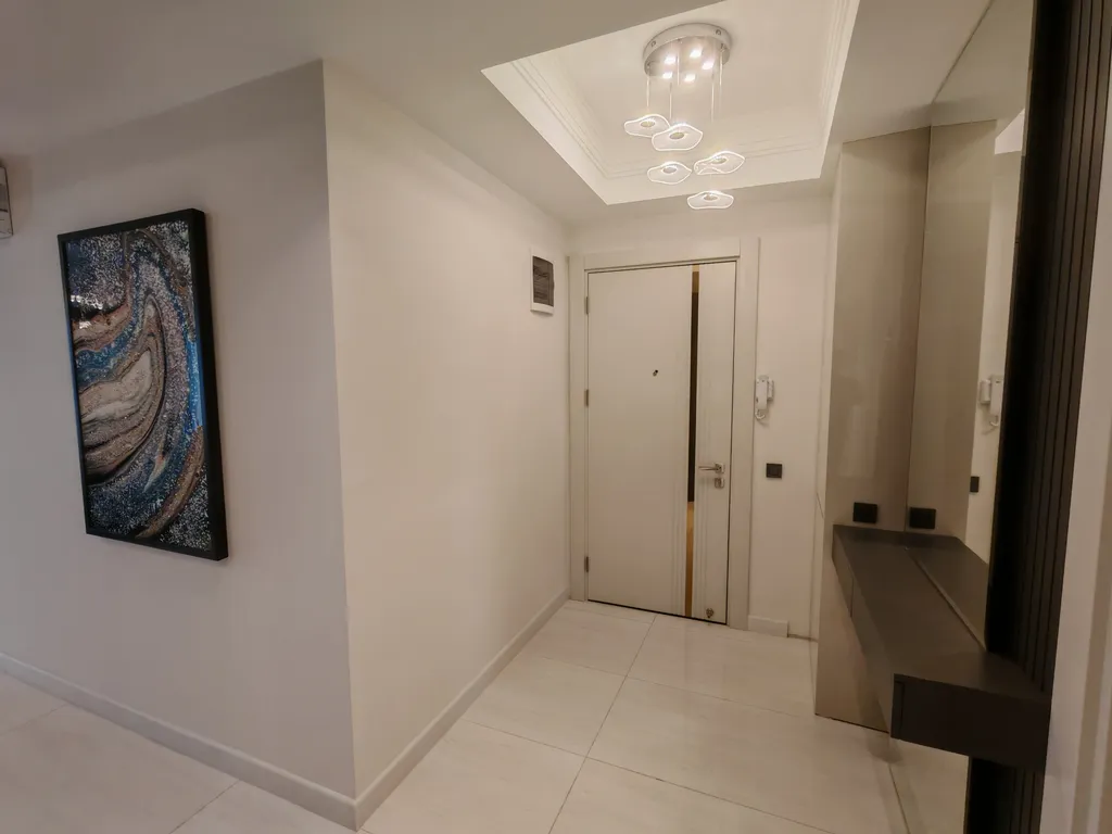 Квартира 1+1 в Azura World c видом на бассейн и аквапарком