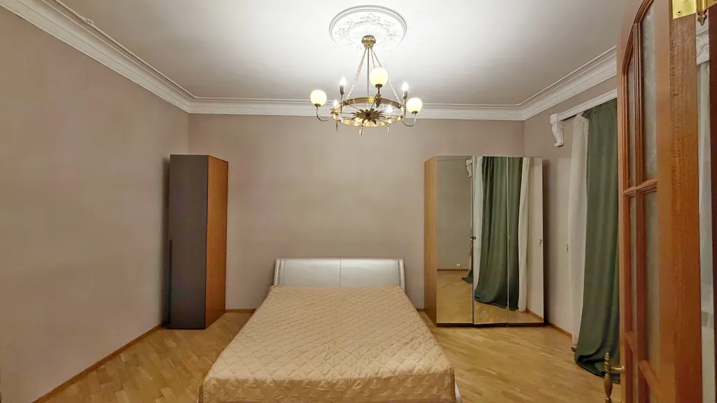 Квартира 4-х комнатная квартира в центре Москвы на Маяковской — Москва