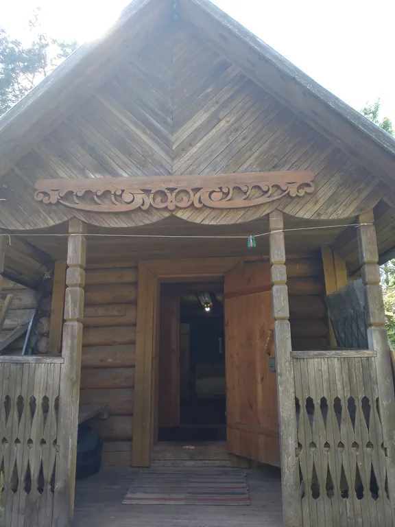 Домик в деревне на Волге