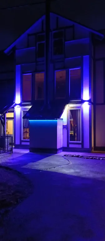 Коттедж для гостей в Ильичево. Баня, бассейн, камин.