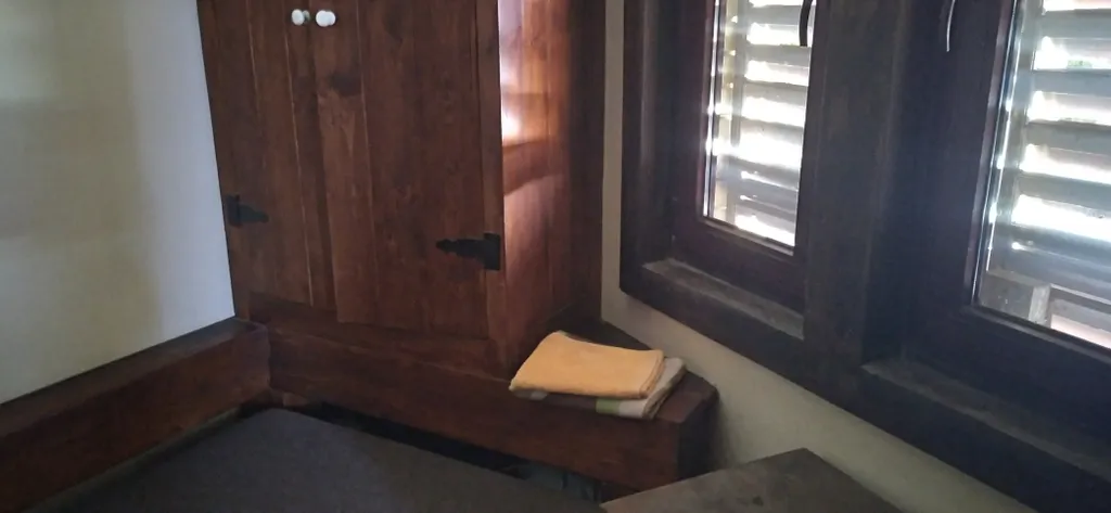 Замок у мыса Фиолент