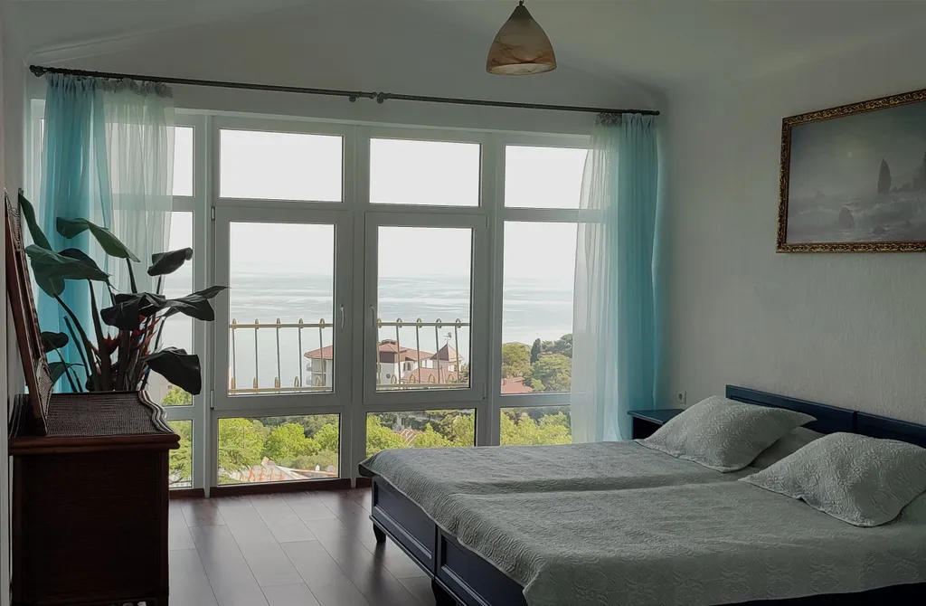 Дом с бассейном Чаир, вид  на море и горы, мангал, беседка, парковка