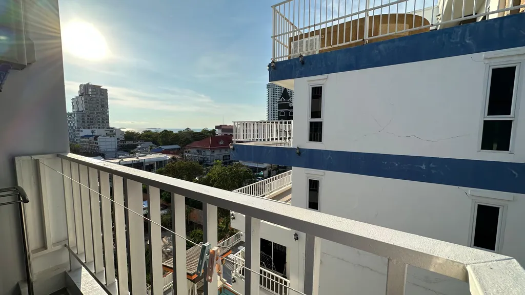 Уютная квартира с одной спальней с видом на море