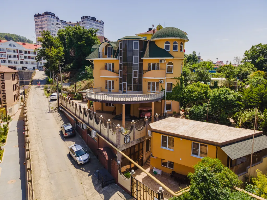 Квартира 2-комнатная Квартира — Адлер