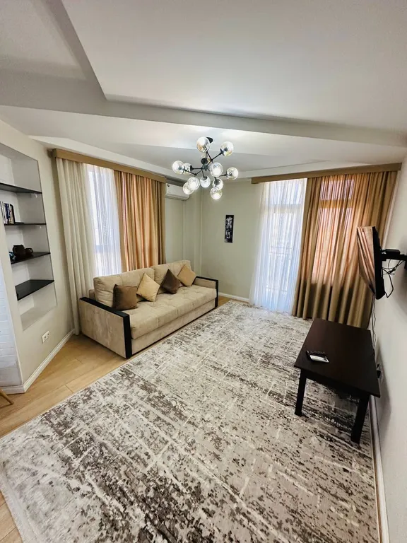 3-комнатная элитная квартира в центре города