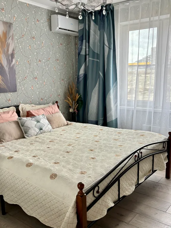 Уютная евродвухкомнатная квартира у моря