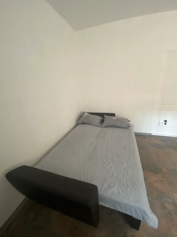 Аппартаменты в новостройке, в центре города