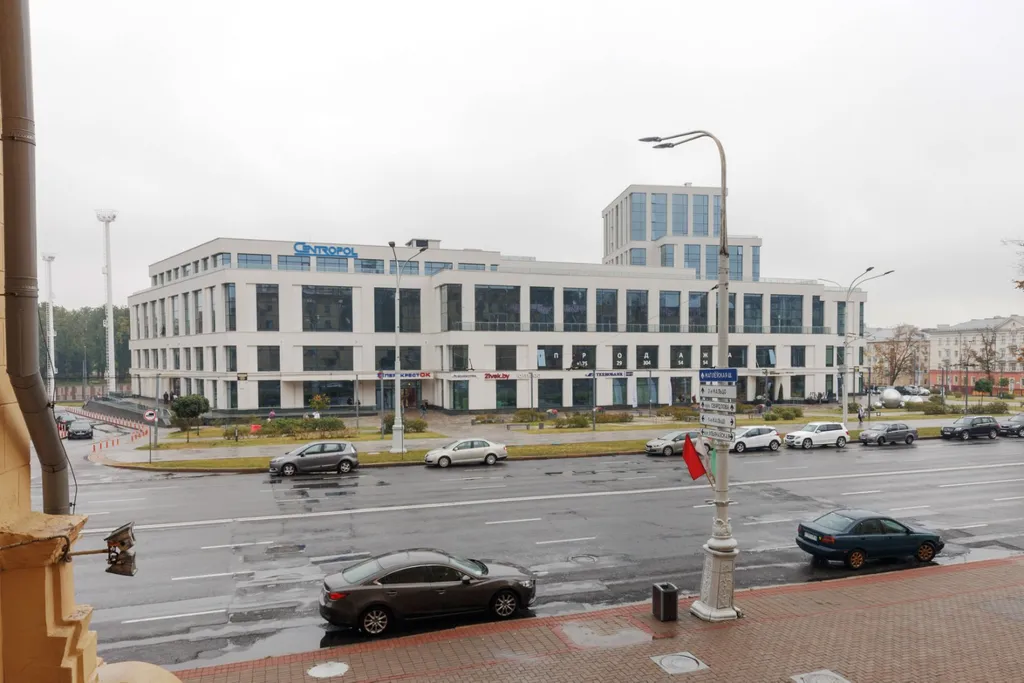 Апартаменты лофт с 2 спальнями в центре Минска