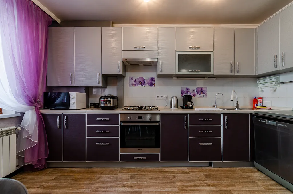 Добрая 2-комнатная в центре