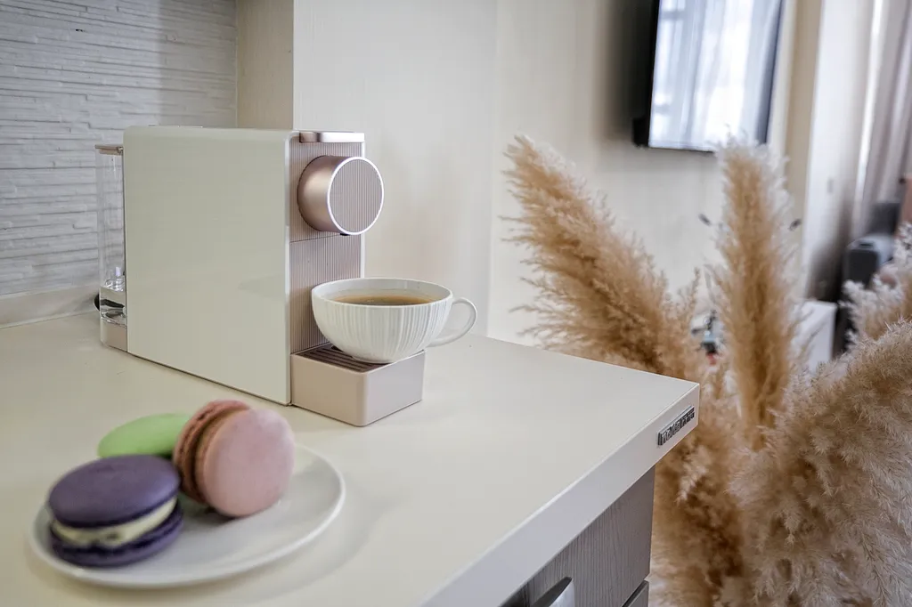 Садовая. В самом центре, вид на море