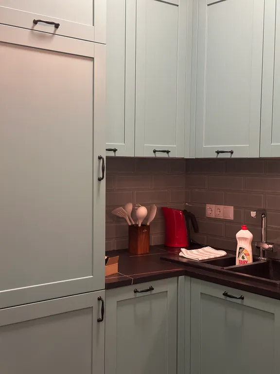 Новые дизайнерские апартаменты в Ваке Axis Towers