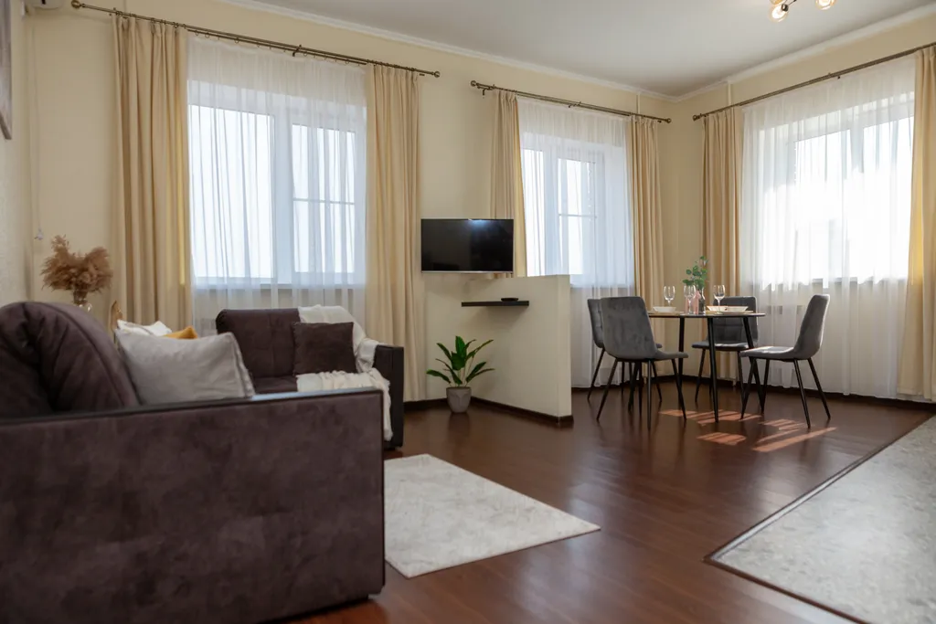 Большая квартира в современном доме на 15 этаже