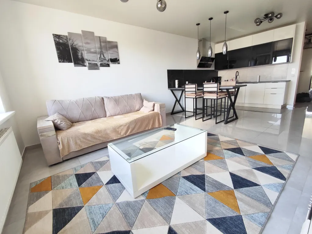 Уютная квартира рядом с метро, 3 отдельные спальни — аренда посуточно в Минск