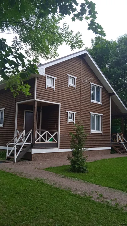 Коттедж с баней и горячей купелью