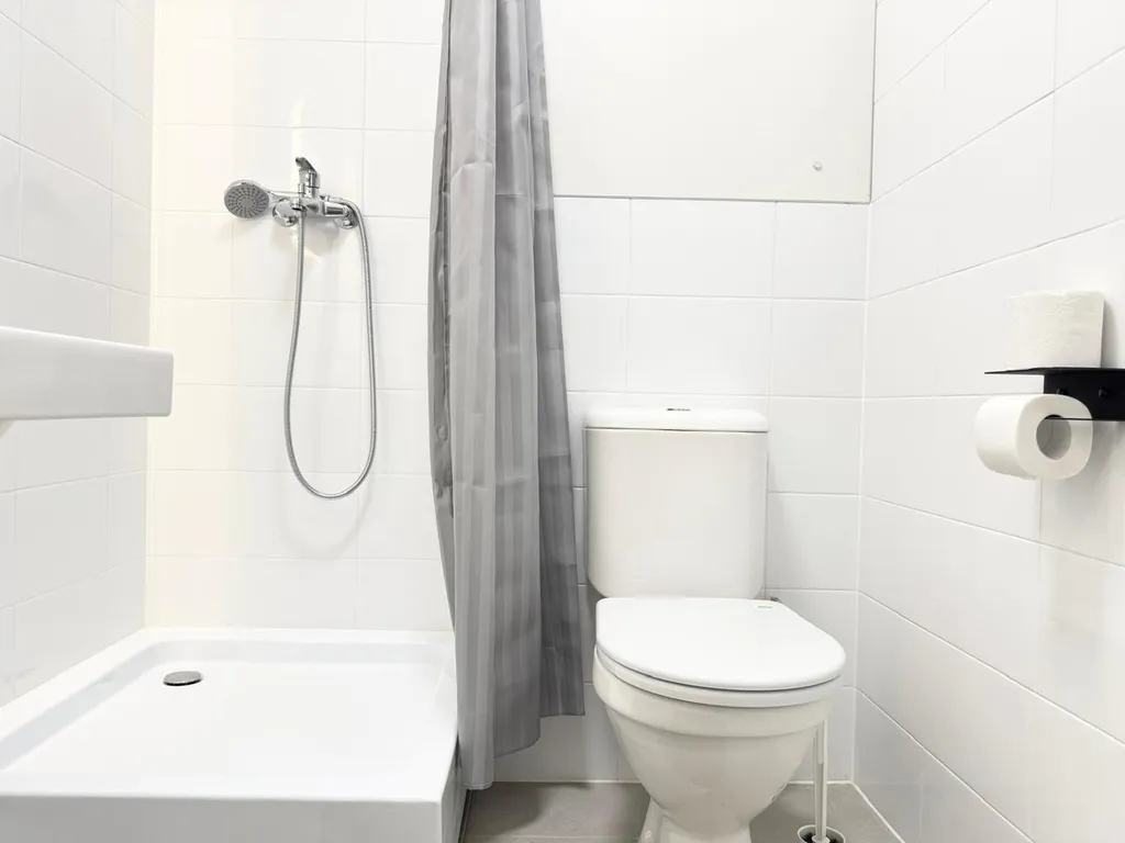 Студия с тремя раздельными спальными местами