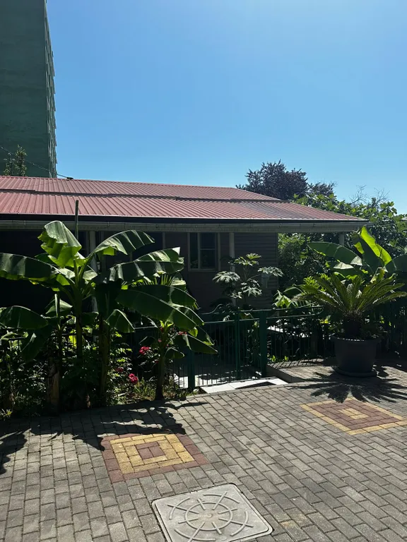 4-комнатный Дом