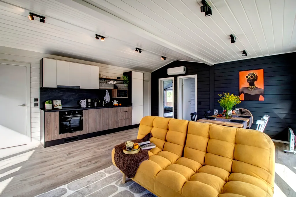 Дoм с видом на лec