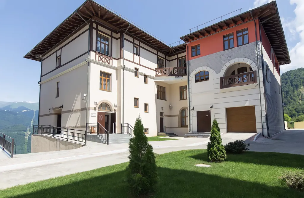 Большие апартаменты с видом на горы