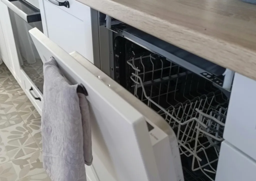 Квартира Квартира посуточно в Светлогорске | У моря | Семейная | Лесная сказка — Сальское