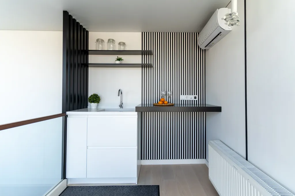 Двухэтажная квартира с мини-сауной и террасой на крыше