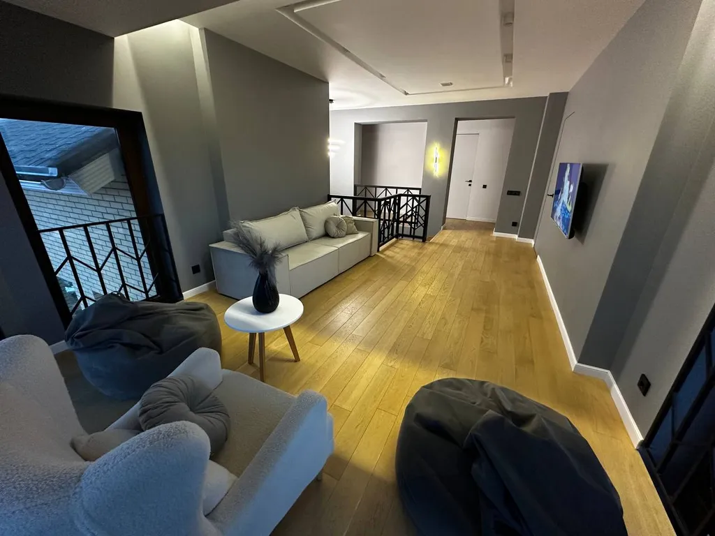 Большой коттедж для отдыха