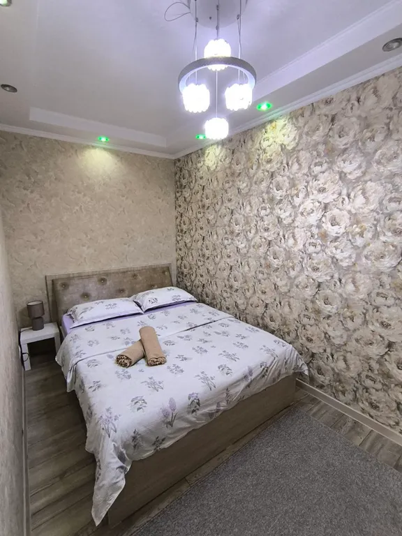 Уютный дом с садом рядом с центром города