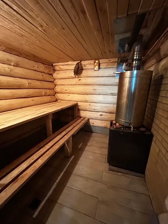 Дом с баней и чаном