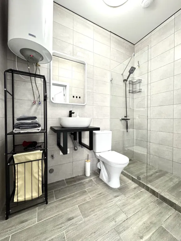 Дом с бассейном в Винной деревне Тамань